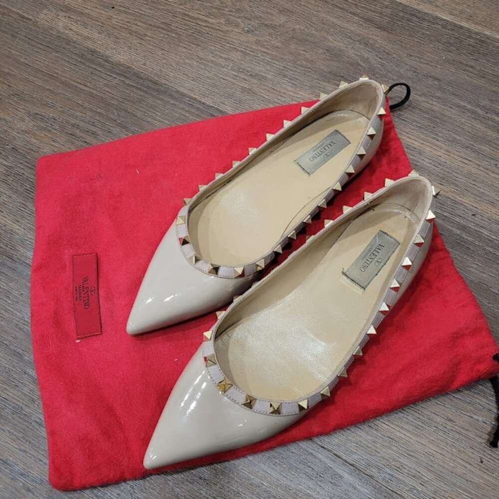 SOLD Valentino Garavani Women's "Rockstud" Ballet Flats